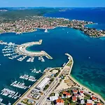 Apartamento By The Sea Sukosan, Zadar - 14406